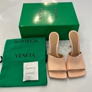 Bottega Veneta Mules